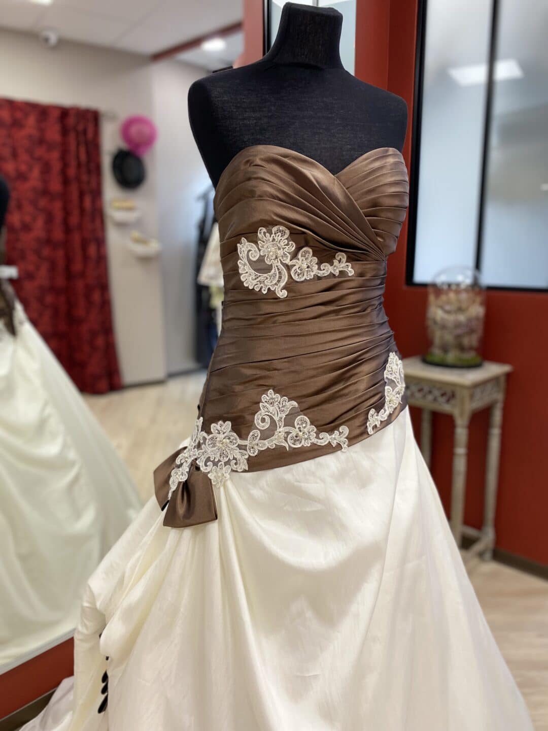 Robe de mariée SUZANNE – Image 2